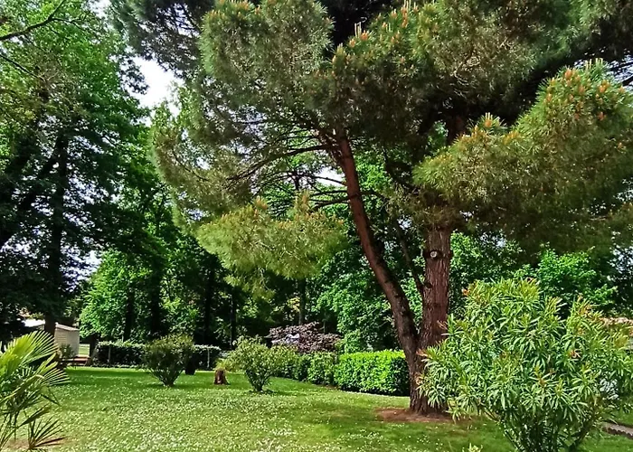 La Chenaie 度假居 *